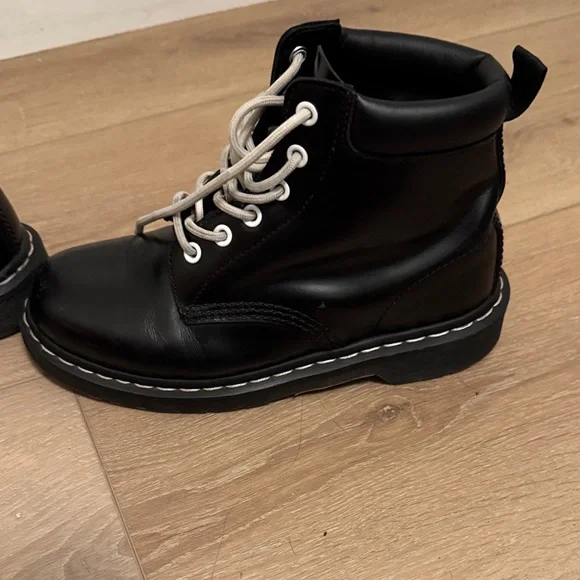 Dr. Martens Ankle Boots - Picture 4 of 11